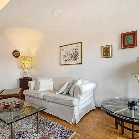 Solaris With Two Bedrooms פירנצה